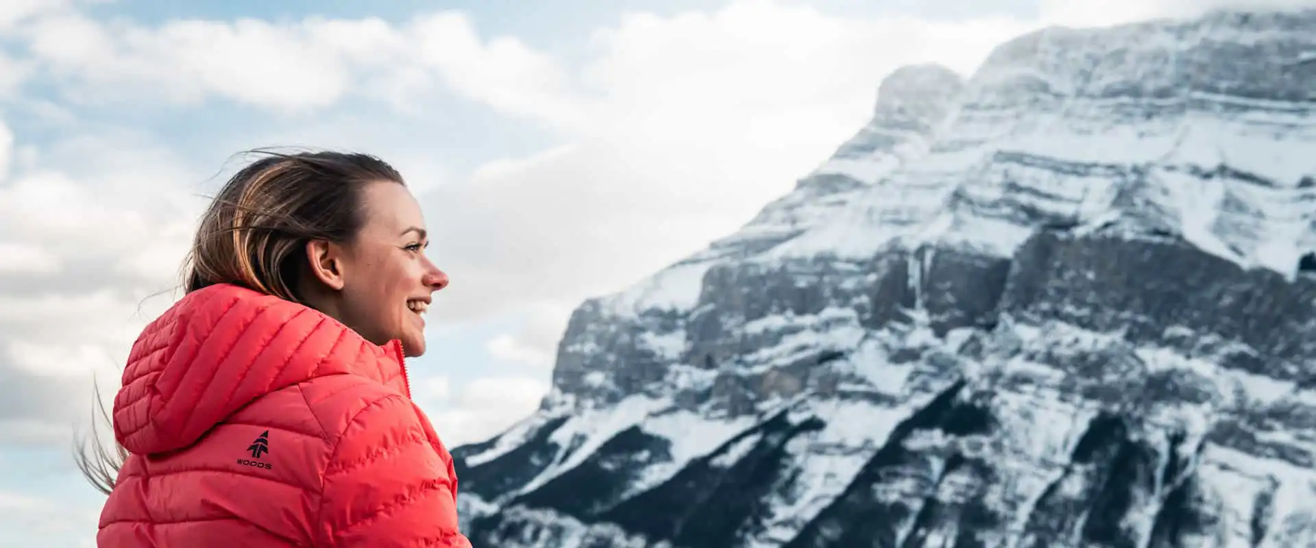 Hoodoods viewpoint on the winter Discover Banff Tour