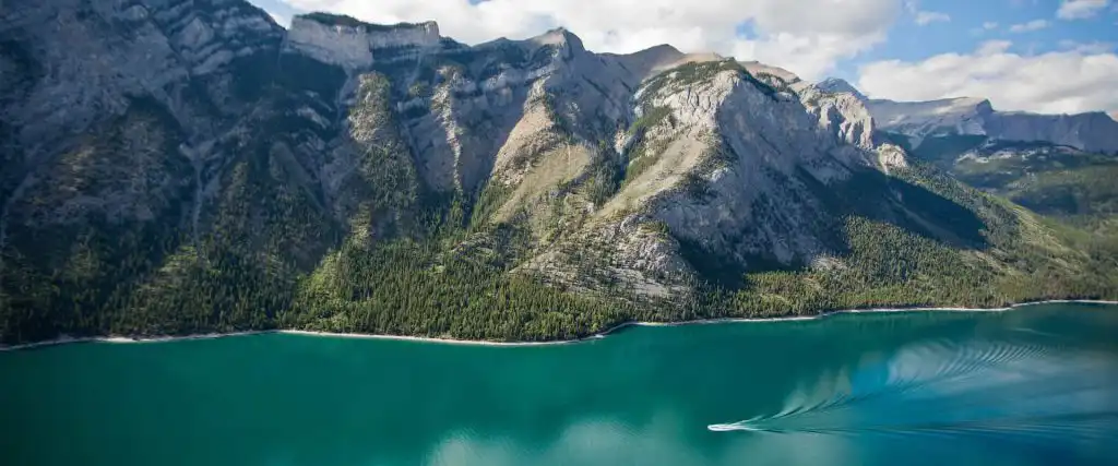 Lake Minnewanka Boat Cruise Views